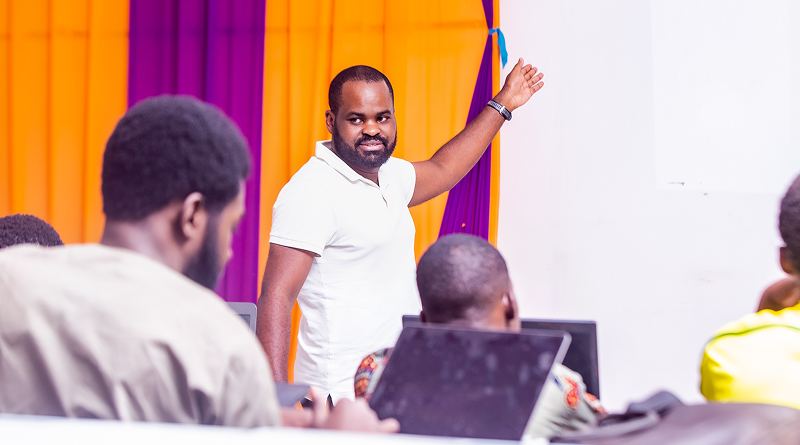 Lightning Developer Bootcamp instructor teaching Bitcoin basics in Ouagadougou, Burkina Faso